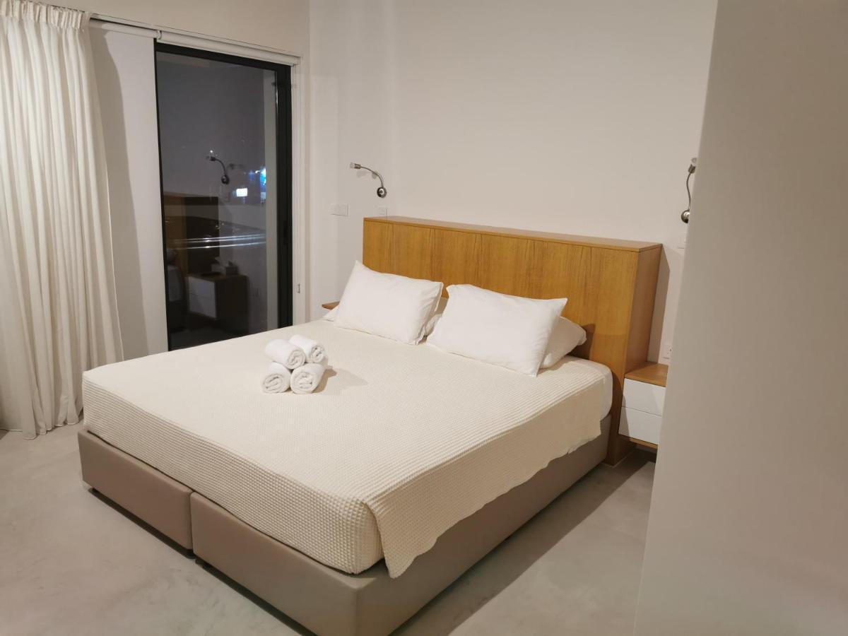 Y & P Latchi Hotel Eksteriør billede